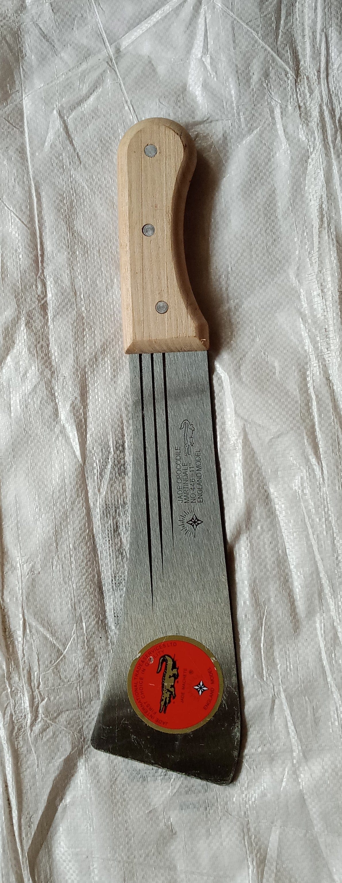 JADE Crocodile Machete Agro-toolz 446 wooden